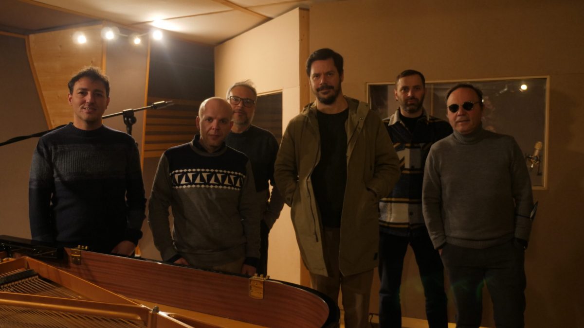 Ipocontrio feat. Seamus Blake